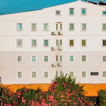 ホテル Karacan Hotel - Dalaman Airport 3*