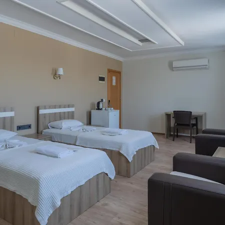 Karacan Hotel - Dalaman Airport ホテル 3*