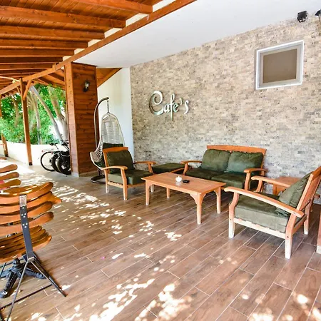 Hotel Karacan - Airport 3*