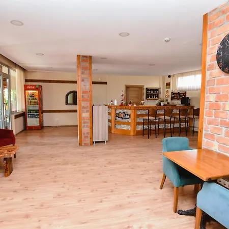 Karacan - Airport Hotel 3*