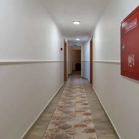 Karacan - Airport Hotel 3*