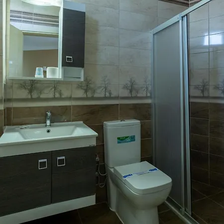 Karacan - Airport 3*